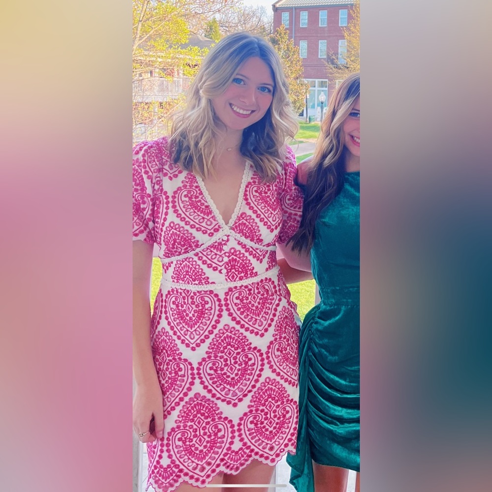 Adelyn Rae Dress! - Picture 2 of 2